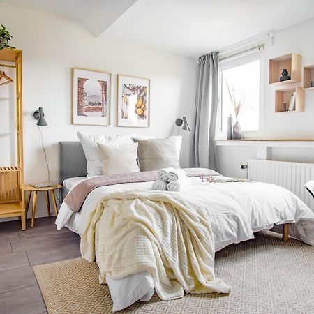 Homefy Studio Sky - Free Parking - Elevator - Desk - Netflix Essen Bagian luar foto