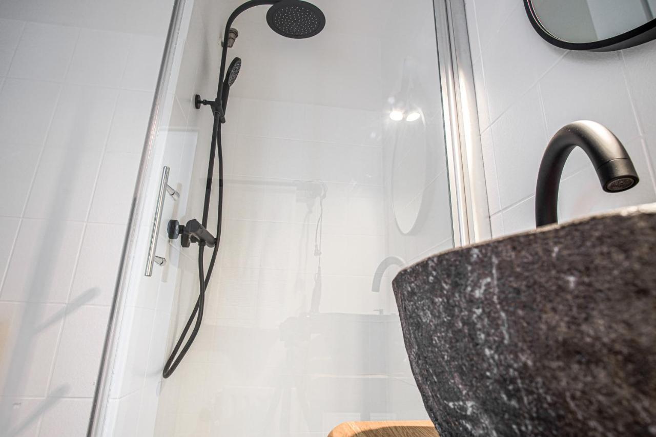 Homefy Studio Sky - Free Parking - Elevator - Desk - Netflix Essen Bagian luar foto
